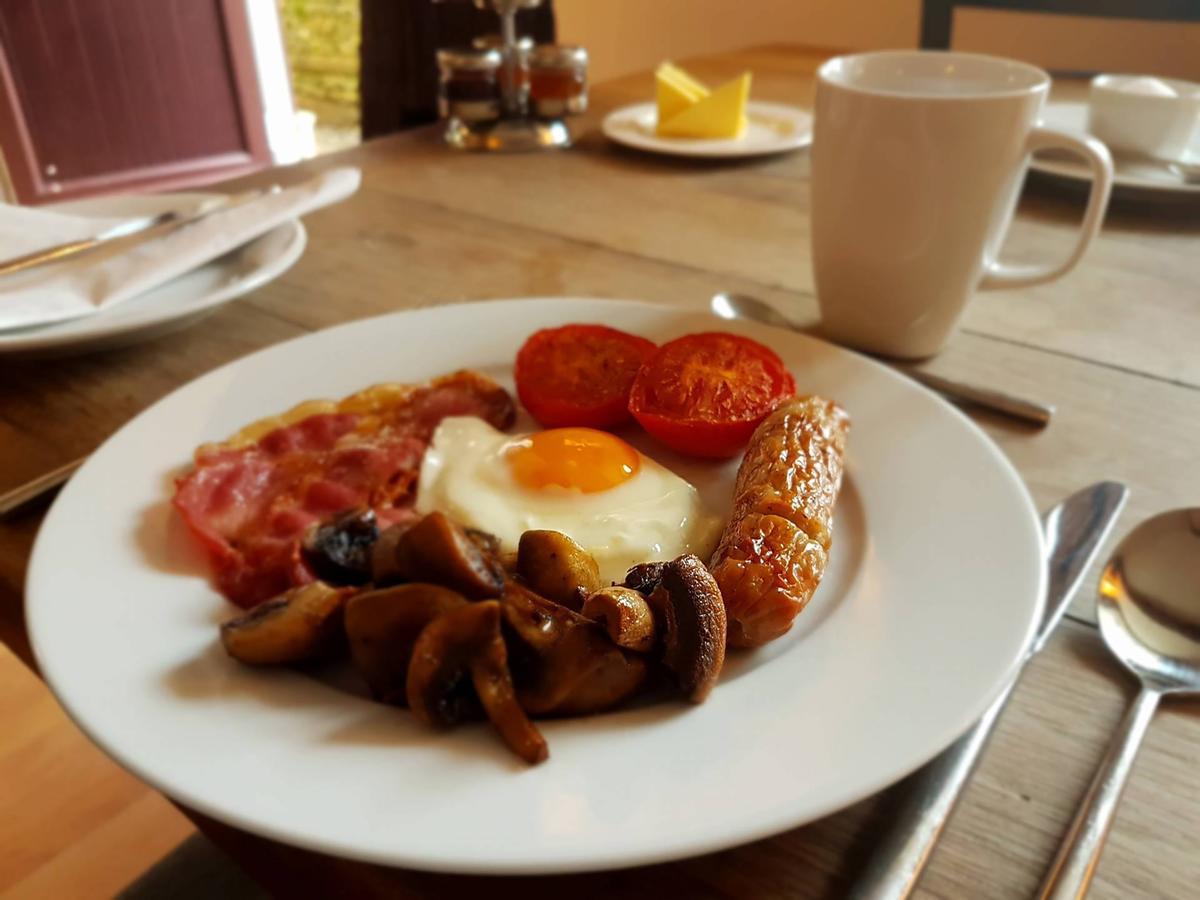 Old Selden Farm B&B Clapham  Екстериор снимка